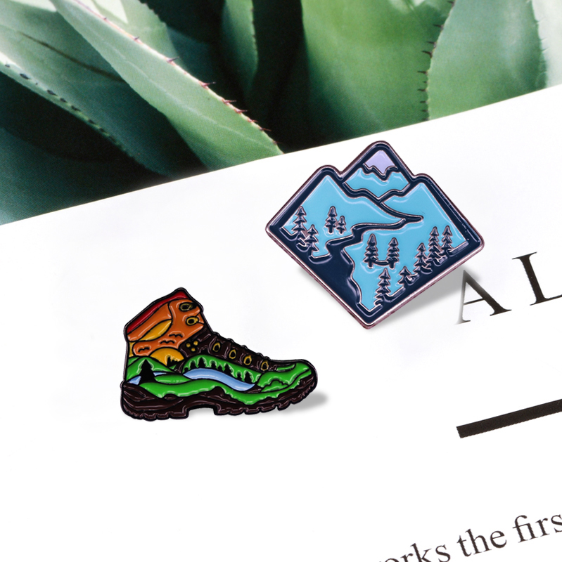 Hiking Boots Outdoor Forest Ad - огляд і ціна Outdoor Camping Logo
